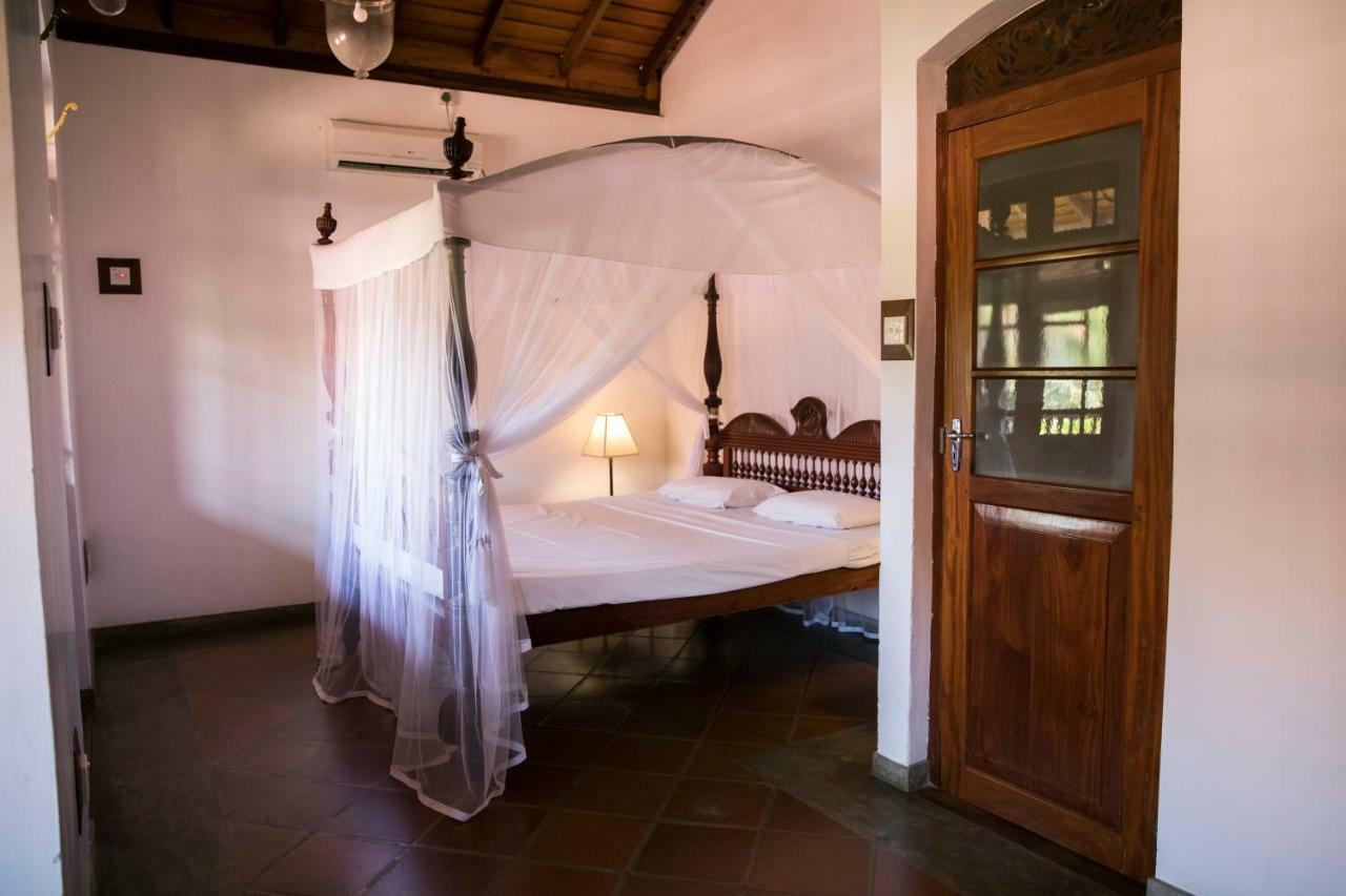 Villa Araliya Negombo Exterior photo